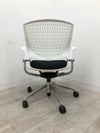 オカムラGrata（グラータ）チェア ミーティングチェア 商品画像5