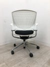 オカムラGrata（グラータ）チェア ミーティングチェア 商品画像5