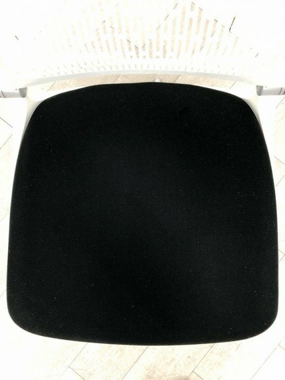 オカムラGrata（グラータ）チェア ミーティングチェア 商品画像8