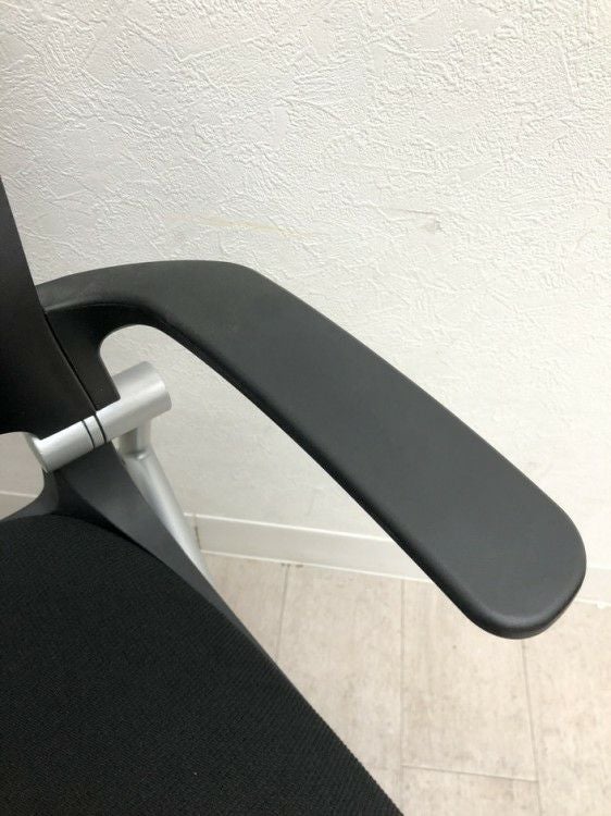 オカムラGrata（グラータ）チェア ネスティングチェア2脚セット 商品画像14