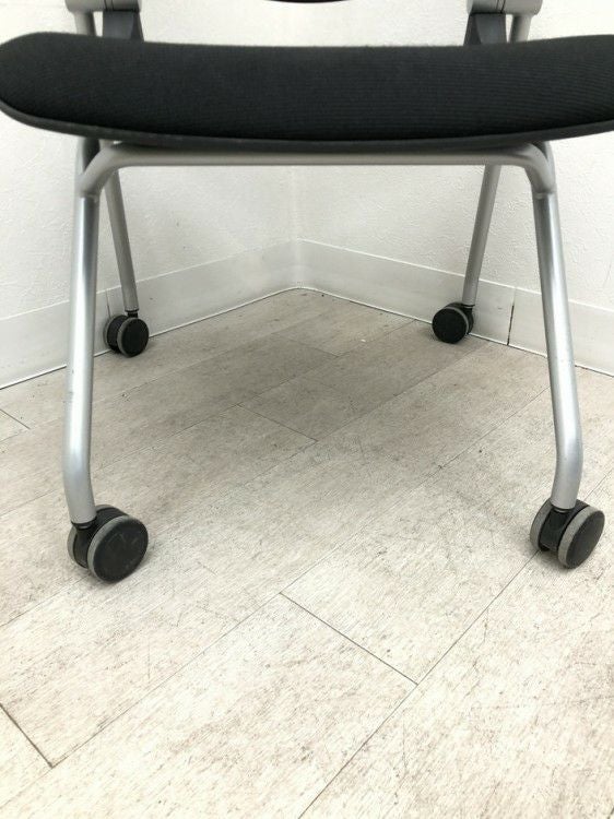 オカムラGrata（グラータ）チェア ネスティングチェア2脚セット 商品画像15