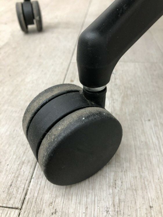 コクヨシロッコ（Scirocco）チェア 可動肘付シロッコチェア 商品画像22