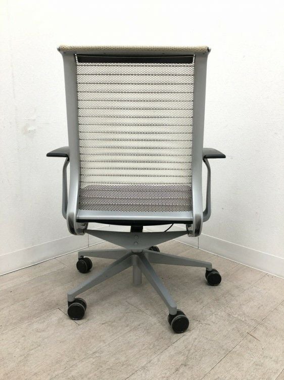 スチールケースシンク（Think）チェア 固定肘付シンクチェア 商品画像5