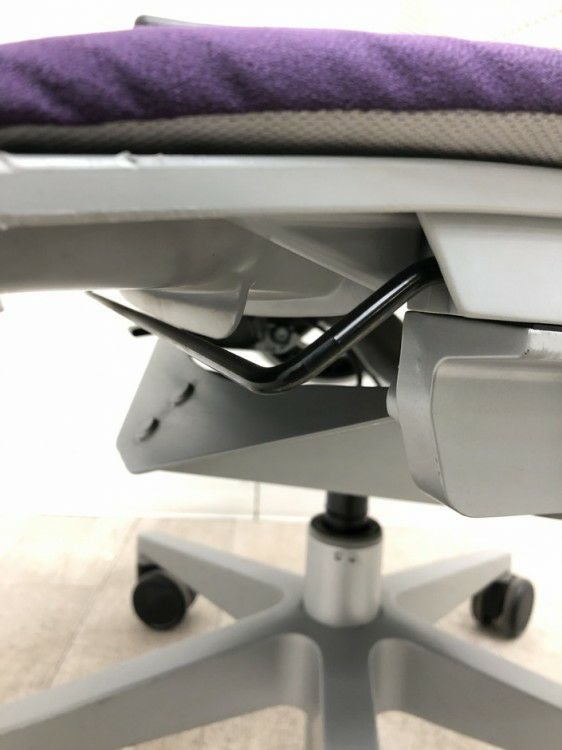 スチールケースシンク（Think）チェア 固定肘付シンクチェア 商品画像14