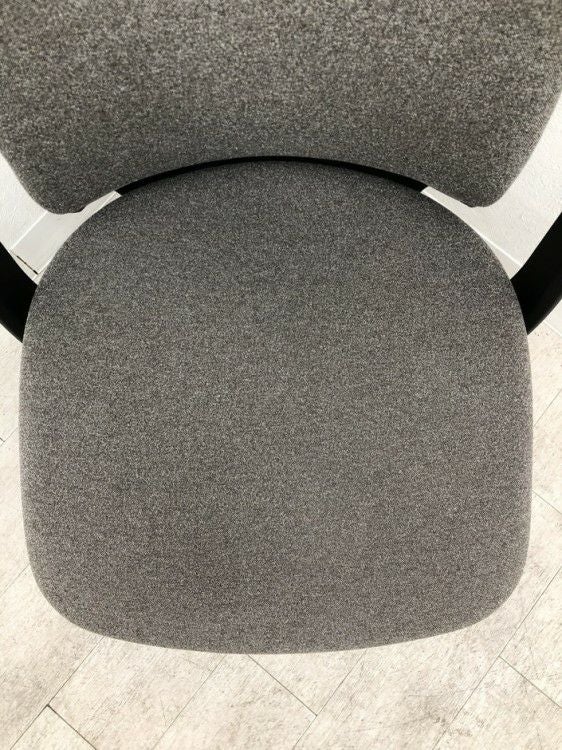 オカムラ固定肘付ライブスエントリーチェア 商品画像7