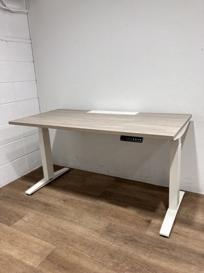 HermanMiller（ハーマンミラー）電動昇降デスク 商品画像1