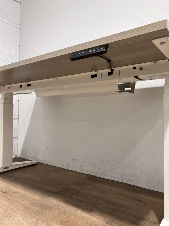 HermanMiller（ハーマンミラー）電動昇降デスク 商品画像4