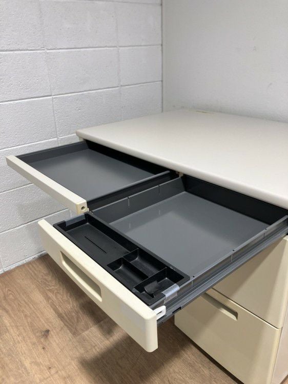 コクヨBS+シリーズ 1000片袖デスク 商品画像5