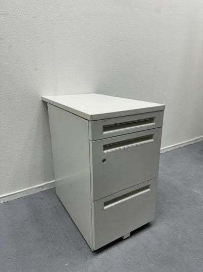 ウチダ（内田洋行）SCAENA(スカエナ)シリーズ　Kタイプ 脇机 商品画像1