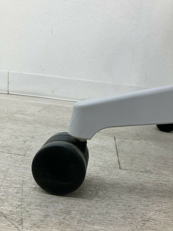 イトーキAct(アクト)チェア 可動肘付アクトチェア 商品画像9