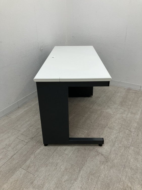 プラスフラットラインシリーズ 1400片袖デスク 商品画像3