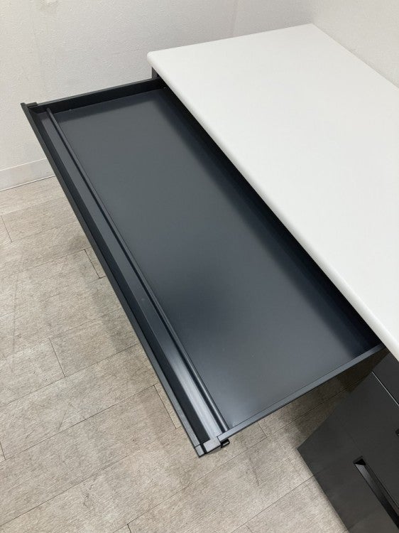 プラスフラットラインシリーズ 1400片袖デスク 商品画像9