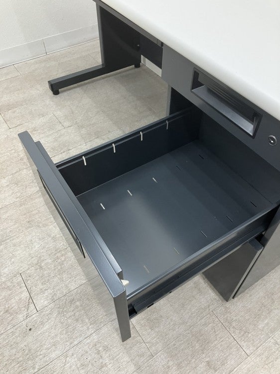 プラスフラットラインシリーズ 1400片袖デスク 商品画像11