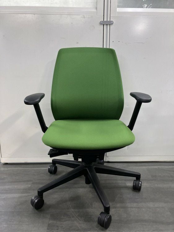 ウチダ（内田洋行）ニンバスチェア 固定肘付ニンバスチェア 商品画像2