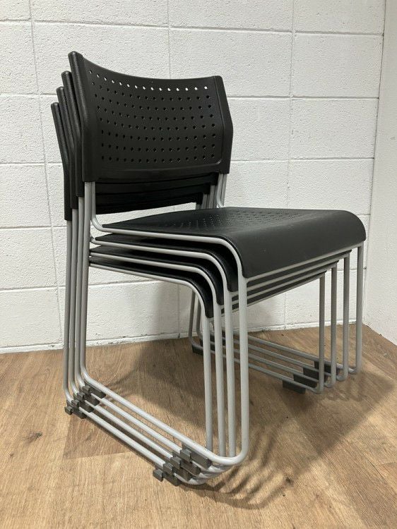 アイリスチトセスタッキングチェア4脚セット 商品画像8