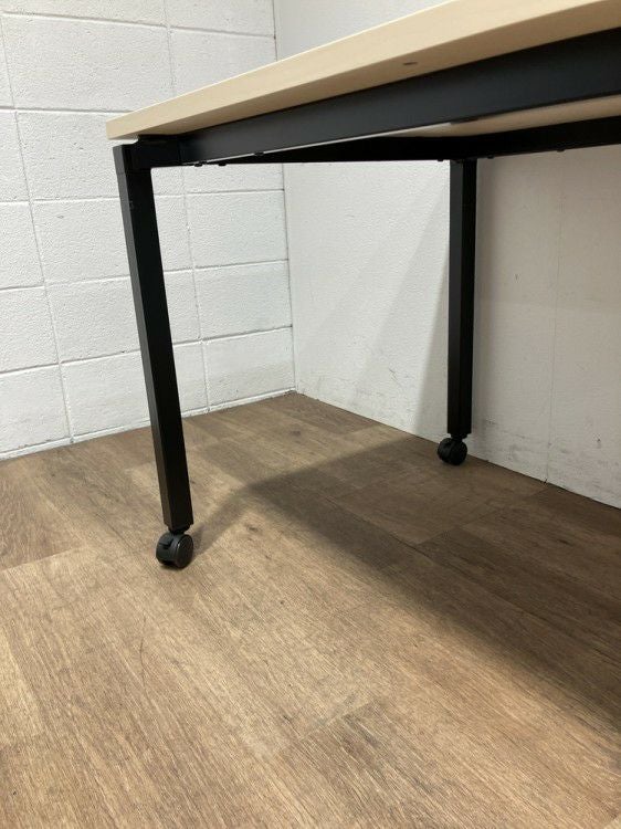 コクヨJUTO（ジュート）シリーズ ミーティングテーブル 商品画像10