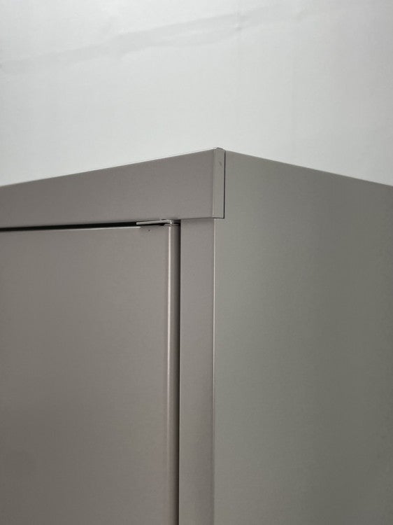 イトーキL型ロッカーシリーズ 3人用ロッカー 商品画像4