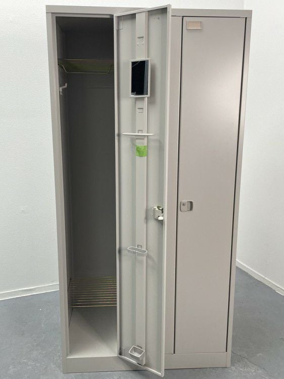 イトーキL型ロッカーシリーズ 3人用ロッカー 商品画像7