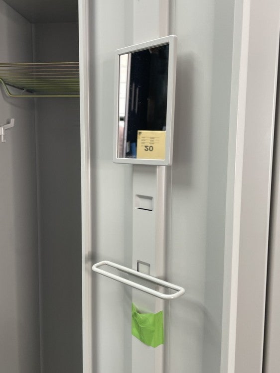 イトーキL型ロッカーシリーズ 3人用ロッカー 商品画像10