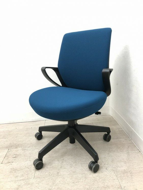 コクヨピコラリビナ(picora livina)シリーズ 固定肘付ピコラリビナチェア 商品画像1