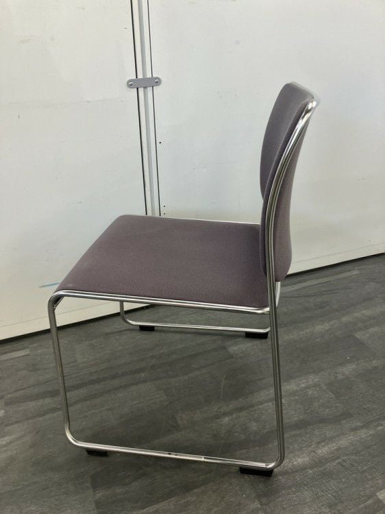 イトーキスタッキングチェア 商品画像3