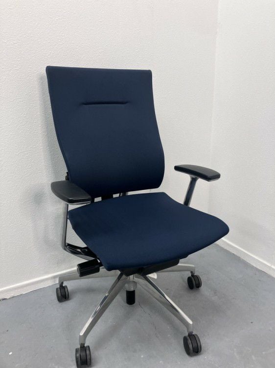 イトーキスピーナ（Spina）チェア 固定肘付スピーナチェア 商品画像1