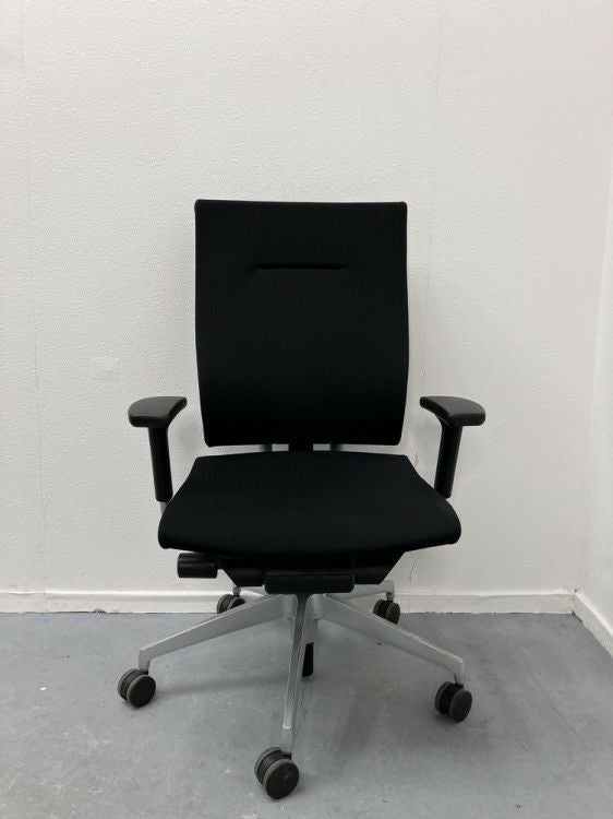 イトーキ可動肘付スピーナチェア 商品画像2