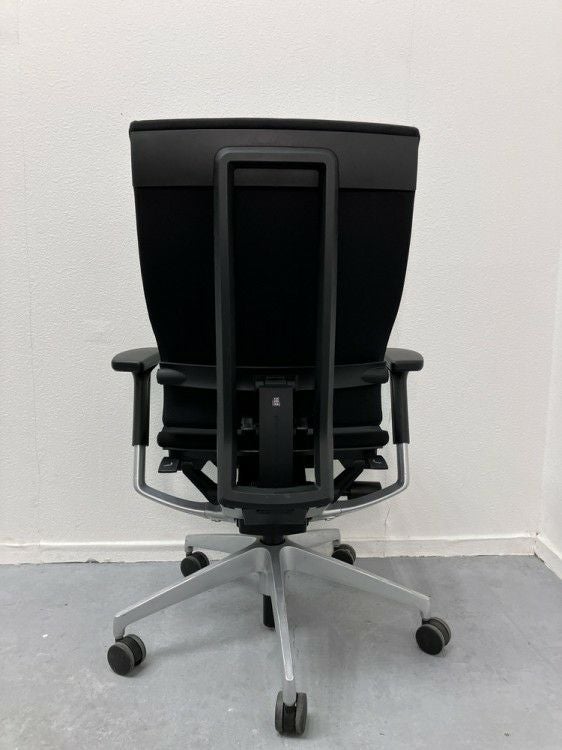 イトーキ可動肘付スピーナチェア 商品画像4