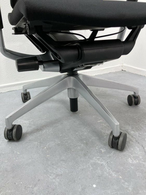 イトーキ可動肘付スピーナチェア 商品画像8