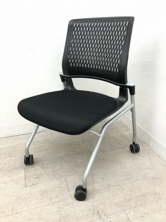 コクヨオルディナシリーズ ネスティングチェア 商品画像1