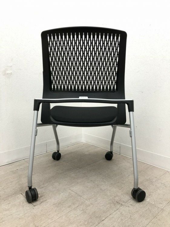 コクヨオルディナシリーズ ネスティングチェア 商品画像4