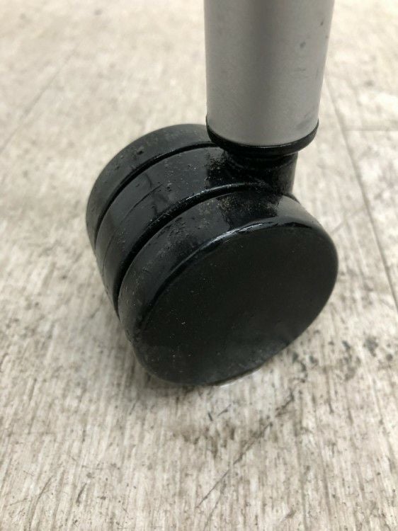 オカムラエレナ2シリーズ ネスティングチェア 商品画像10