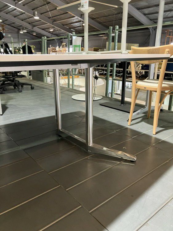 オカムララティオシリーズ 4800ミーティングテーブル 商品画像10