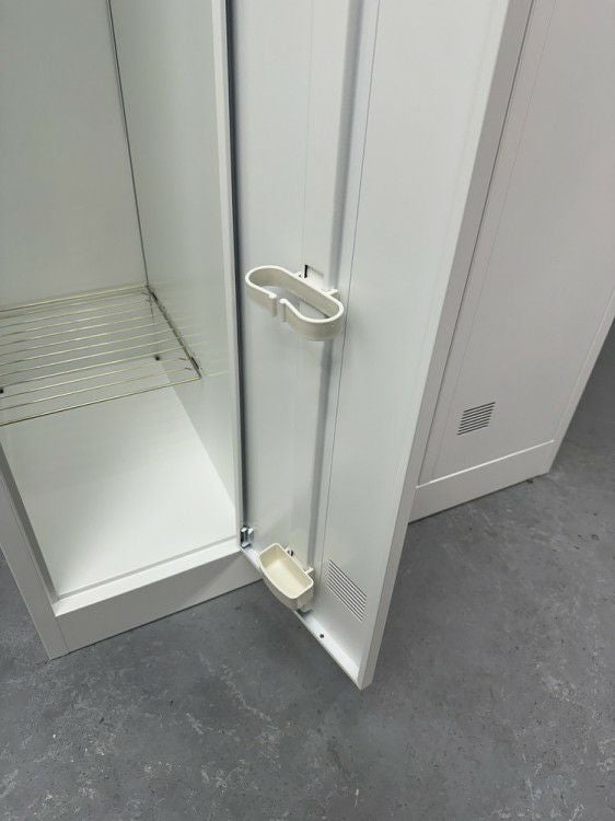 ウチダ（内田洋行）NSシリーズ 3人用ロッカー 商品画像9