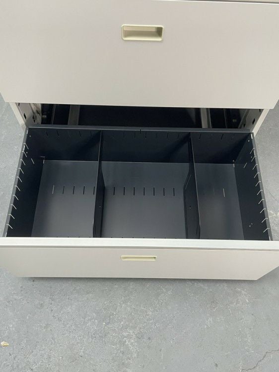 イトーキシンラインシリーズ 両開きラテラル上下書庫 商品画像13