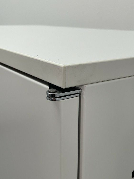 イトーキシンラインシリーズ 両開き書庫 商品画像4