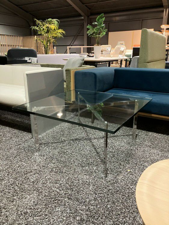 Knoll（ノール）バルセロナテーブル ローテーブル 商品画像1