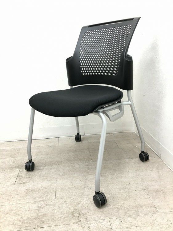 プラスチェダーCシリーズ ミーティングチェア4脚セット 商品画像4