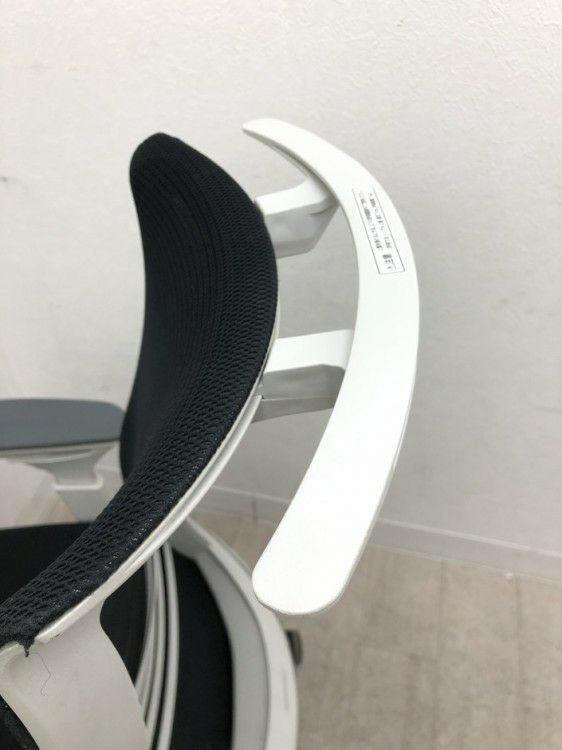 プラスBezel(ベゼル)チェア 可動肘付ベゼルチェア 商品画像17