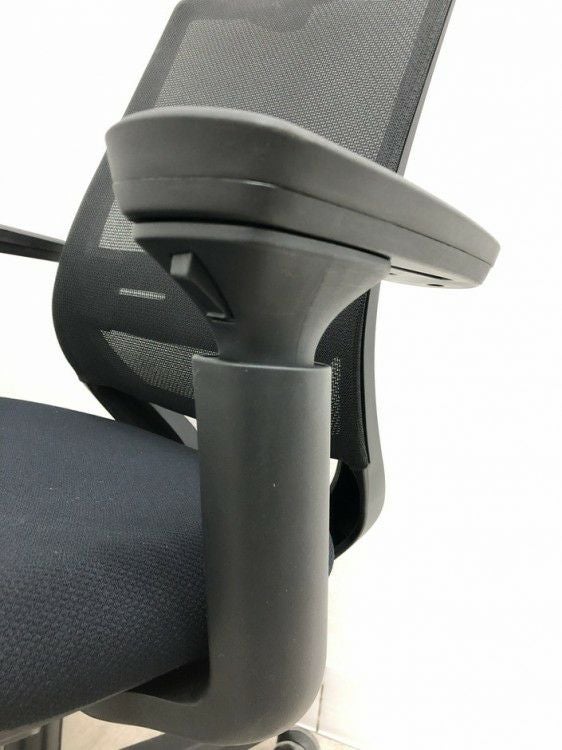 コクヨMitra2（ミトラ2）チェア 可動肘付ミトラ2チェア 商品画像15