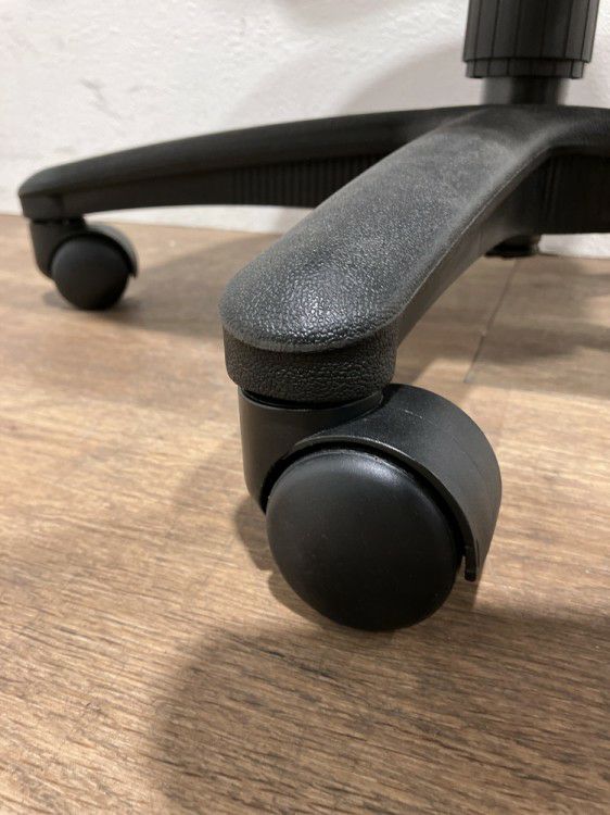 ライオンコンパクトチェアシリーズ オフィスチェア 商品画像4