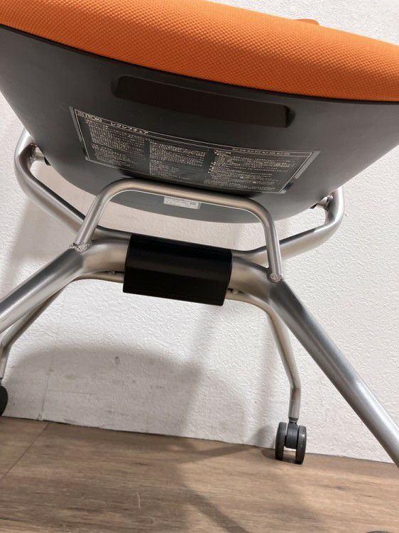 イトーキレクシブシリーズ ネスティングチェア4脚セット 商品画像5