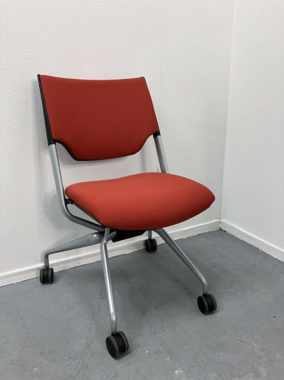 イトーキレクシブシリーズ レクシブチェア 商品画像1