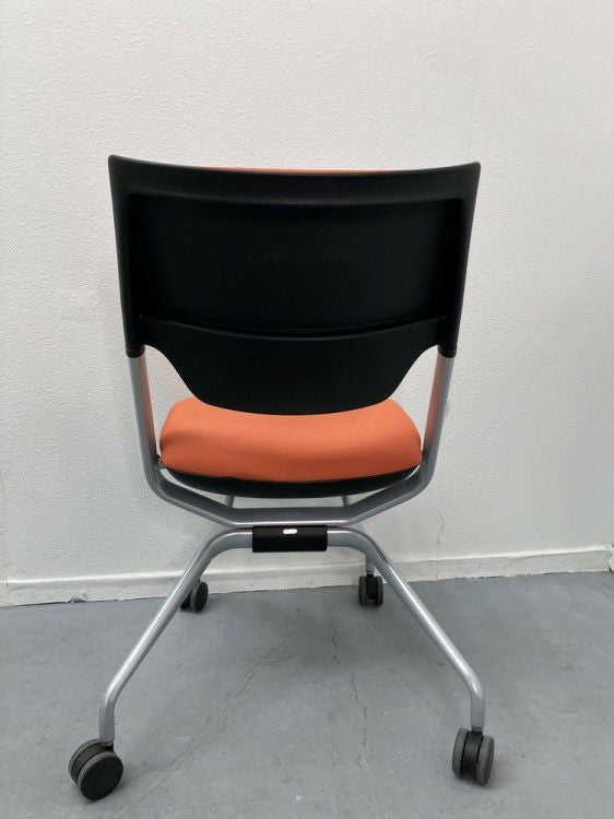 イトーキレクシブシリーズ レクシブチェア 商品画像4