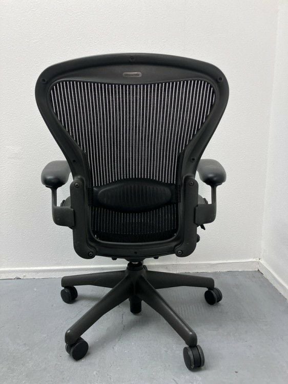 HermanMiller（ハーマンミラー）固定肘付アーロンチェア 商品画像4