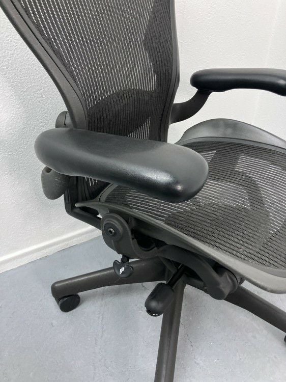 HermanMiller（ハーマンミラー）固定肘付アーロンチェア 商品画像7