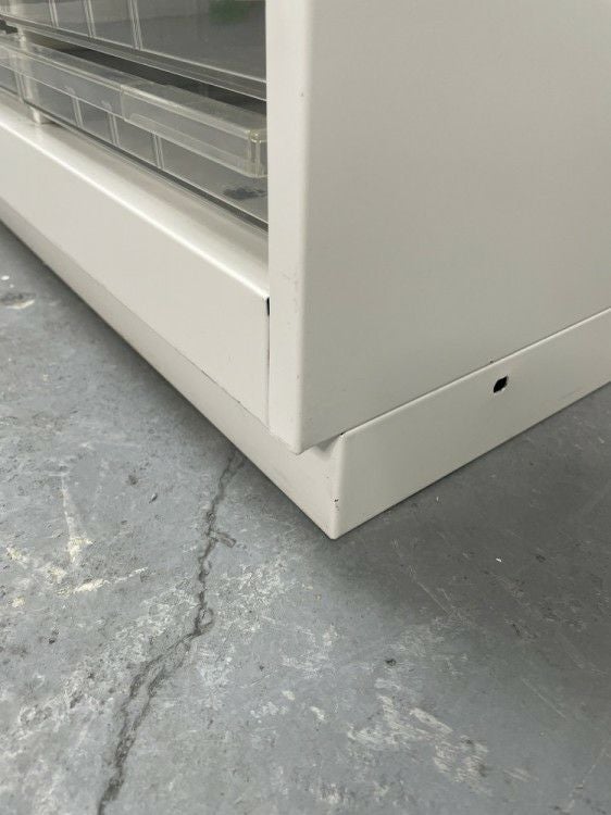 イトーキシンラインシリーズ 両開きクリアトレー上下書庫 商品画像6