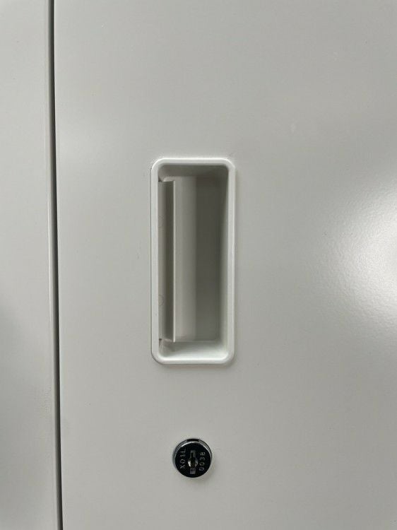 イトーキシンラインシリーズ 両開きクリアトレー上下書庫 商品画像7