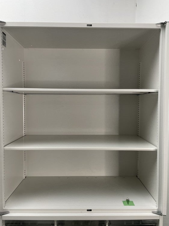 イトーキシンラインシリーズ 両開きクリアトレー上下書庫 商品画像11