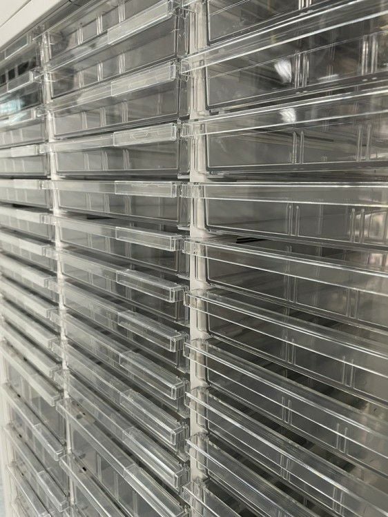 イトーキシンラインシリーズ 両開きクリアトレー上下書庫 商品画像14